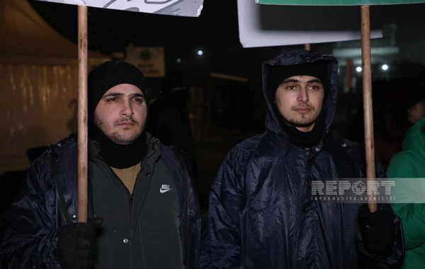 На дороге Ханкенди-Лачын продолжается акция протеста экоактивистов - ФОТО