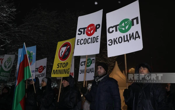 На дороге Ханкенди-Лачын продолжается акция протеста экоактивистов - ФОТО