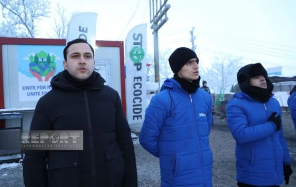 По дороге Ханкенди-Лачын беспрепятственно проехали 30 автомобилей российских миротворцев - ОБНОВЛЕНО + ФОТО