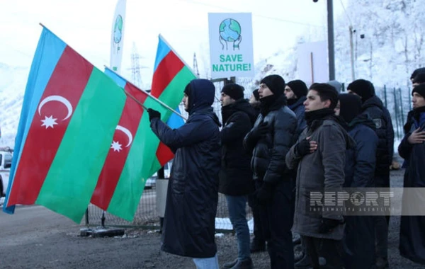 Акция протеста на дороге Ханкенди-Лачын беспрерывно продолжается уже два месяца: требования остаются неизменными - ФОТО