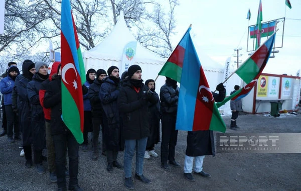 Акция протеста на дороге Ханкенди-Лачын беспрерывно продолжается уже два месяца: требования остаются неизменными - ФОТО