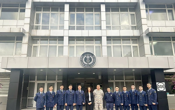 Hərbi qulluqçumuz Türkiyədə kursu birinciliklə bitirib - FOTO