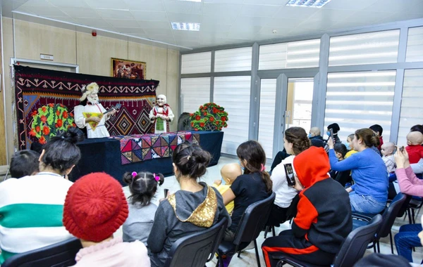 Avrora Qrup onkoloji xəstəlikləri olan uşaqları sevindirib - FOTO/VİDEO