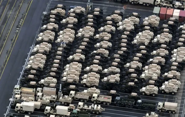Американская военная техника для Украины уже в немецком порту Бремерхафен - ФОТО