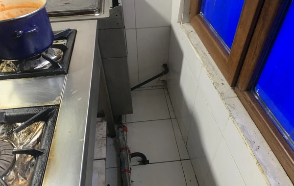 В Баку приостановлена деятельность пожароопасного объекта - ВИДЕО