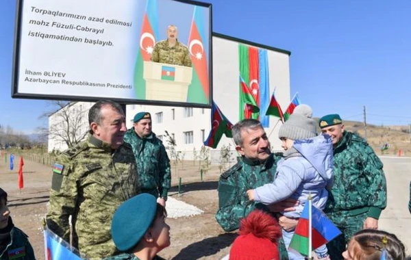 В воинской части ГПС в Джебраиле сданы в эксплуатацию жилые дома для пограничников - ФОТО