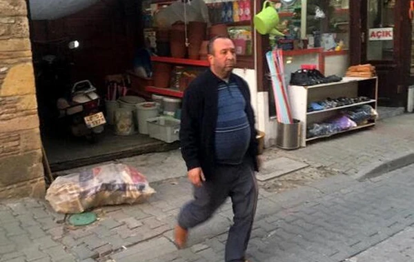 Özünü zəlzələ qurbanı kimi göstərdi - Topladığı yardımı satdığı üçün həbs edildi - FOTO