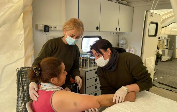 FHN-in Türkiyədəki mobil səhra hospitallarında 729 nəfərə tibbi xidmət göstərilib - FOTO/VİDEO