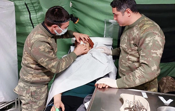 Hərbi tibb personalımızın Kahramanmaraşda fəaliyyəti davam edir - FOTO