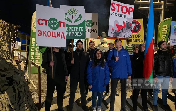 Акция протеста на дороге Ханкенди-Лачын продолжается и в вечерние часы - ФОТО