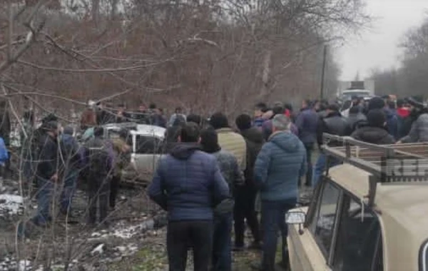 Три человека погибли в тяжелом ДТП в Худате - ФОТО