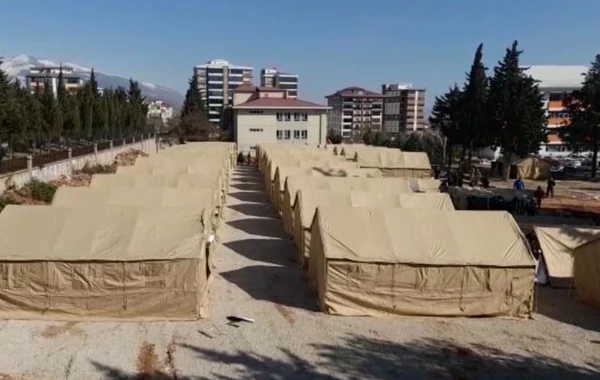Azərbaycan xilasediciləri Kahramanmaraşda 3 ünvanda növbəti çadır şəhərcikləri qurub - FOTO/VİDEO
