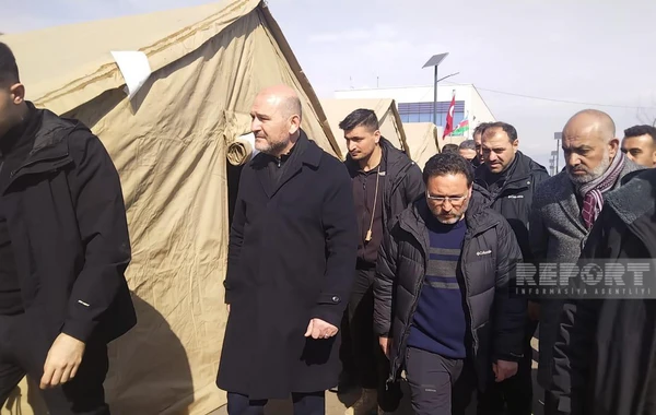 Süleyman Soylu Kahramanmaraşda Azərbaycanın xilasedicilərinin qaldığı əraziyə gedib - FOTO