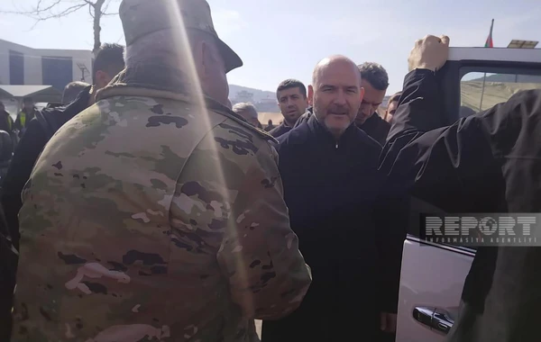 Süleyman Soylu Kahramanmaraşda Azərbaycanın xilasedicilərinin qaldığı əraziyə gedib - FOTO