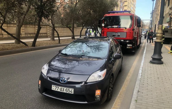 В Баку произошел взрыв в жилом доме - ВИДЕО