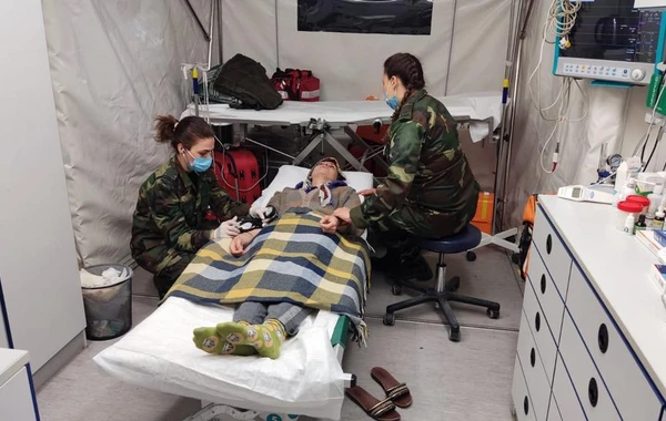 FHN-in Türkiyədəki mobil səhra hospitallarında 1 364 nəfərə tibbi xidmət göstərilib - VİDEO