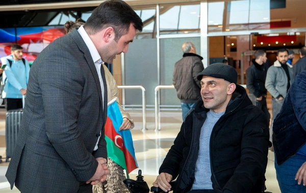 Türkiyədə müalicə olunan daha 2 qazi Vətənə qayıdıb - FOTO