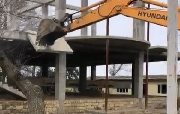 FHN daha bir qanunsuz tikintinin qarşısını aldı - FOTO/VİDEO