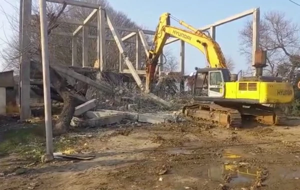 FHN daha bir qanunsuz tikintinin qarşısını aldı - FOTO/VİDEO