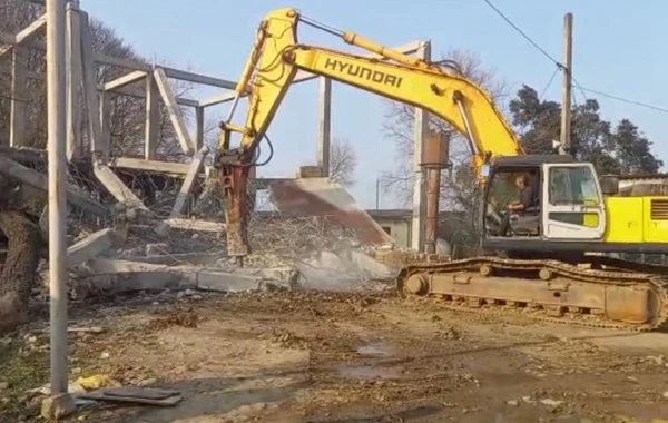 FHN daha bir qanunsuz tikintinin qarşısını aldı - FOTO/VİDEO