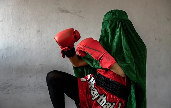 Əfqan qızlar "Taliban"dan gizli belə məşq edirlər - FOTO