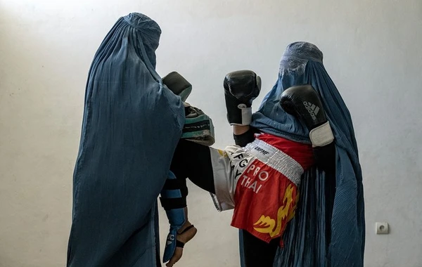 Əfqan qızlar "Taliban"dan gizli belə məşq edirlər - FOTO