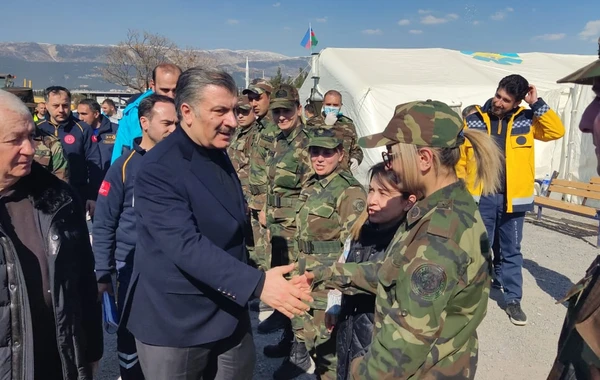 Fahrettin Koca FHN-in Kahramanmaraşdakı mobil səhra hospitallarında olub - FOTO/VİDEO