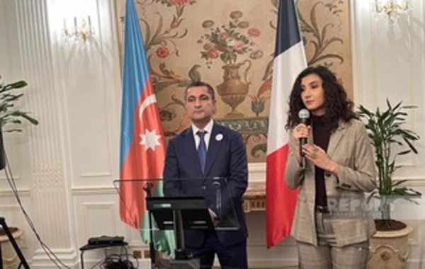 Azərbaycanın Fransadakı səfirliyində Xocalı soyqırımının qurbanları anılıb - FOTO
