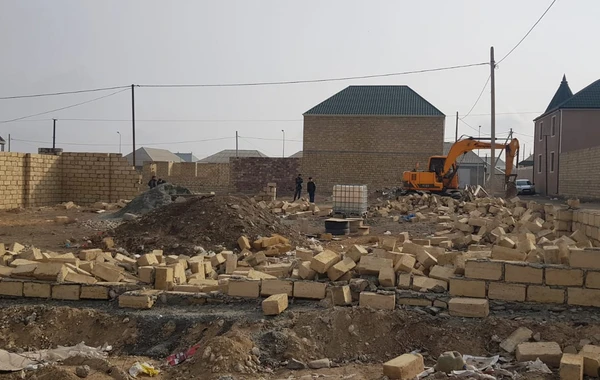 FHN Gəncədə qanunsuz tikintinin qarşısını aldı - FOTO/VİDEO