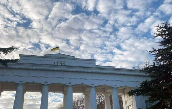 Krımda Ukrayna bayrağı qaldırılıb - FOTO