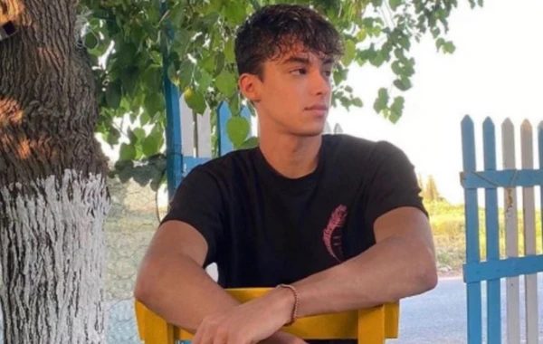 Zəlzələdə xeyli sayda yaxınını itirən 20 yaşlı gənc intihar etdi - FOTO