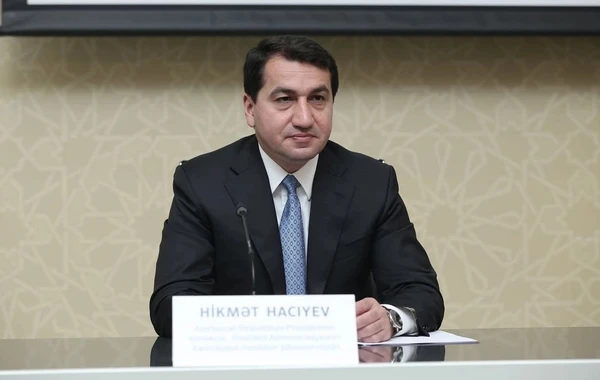 Hikmət Hacıyev: Bəzi beynəlxalq media qurumları Qarabağ münaqişəsində Azərbaycanı günahkar kimi təqdim etməyə çalışırdı