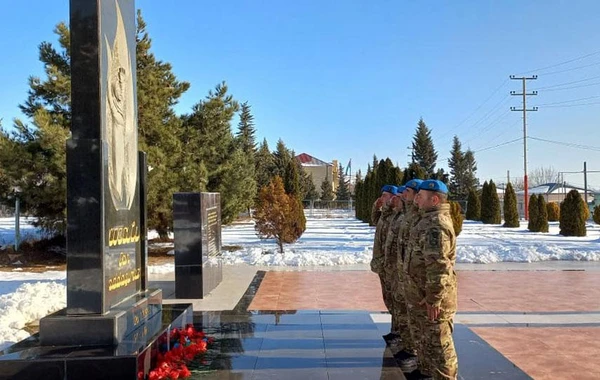 Azərbaycan Ordusunda Xocalı soyqırımının 31-ci ildönümü ilə əlaqədar silsilə tədbirlər keçirilib - FOTO/VİDEO