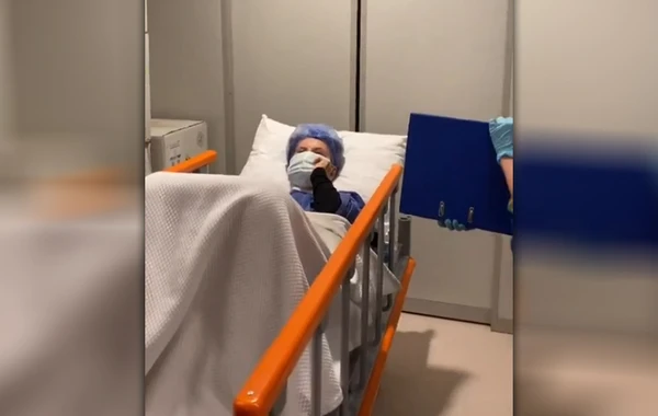 Xərçəngdən əziyyət çəkən tanınmış aktrisa əməliyyat olundu - FOTO/VİDEO
