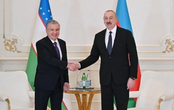 Azərbaycan Prezidenti İlham Əliyev Özbəkistan Prezidenti Şavkat Mirziyoyev ilə görüşüb - FOTO - YENİLƏNİB
