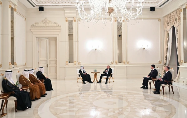 Prezident İlham Əliyev Birləşmiş Ərəb Əmirliklərinin Ali Şurasının üzvünü qəbul edib - FOTO