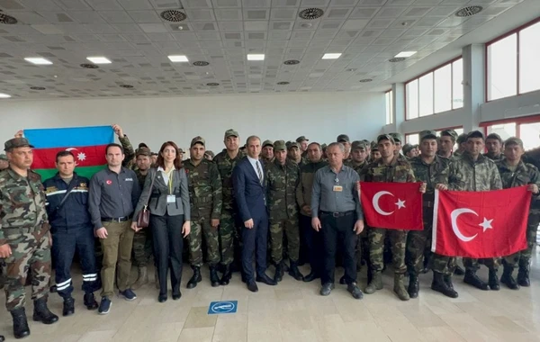 Azərbaycanın Türkiyədə olan çevik xilasetmə qüvvələrinin növbəti qrupu Vətənə yola düşüb - FOTO/VİDEO