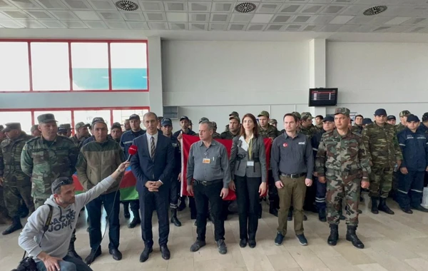 Azərbaycanın Türkiyədə olan çevik xilasetmə qüvvələrinin növbəti qrupu Vətənə yola düşüb - FOTO/VİDEO
