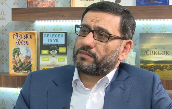 Əslində nə baş verib? - Hacı Şahinin getdiyi özəl klinikanın həkimi danışdı