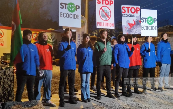 Акция протеста на дороге Ханкенди-Лачын продолжается и в ночные часы - ФОТО