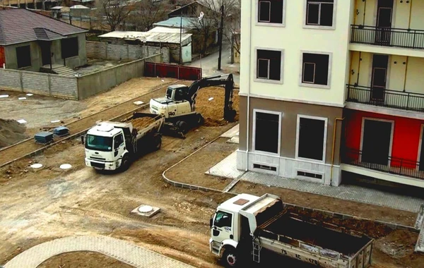 Naxçıvan şəhərinin küçə və yollarında təmir-bərpa işləri aparılır - FOTO
