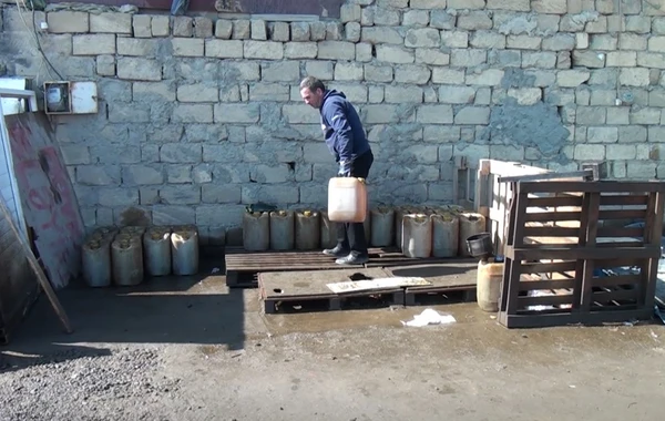 Bakıda neft məhsullarının qanunsuz satışının qarşısı alınıb - FOTO/VİDEO