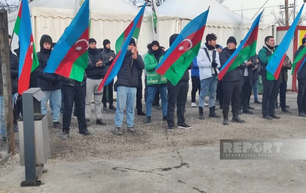 Xankəndi-Laçın yolunda sülhməramlıların 15 avtomobili maneəsiz hərəkət edib - FOTO - YENİLƏNİB