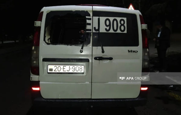 Gəncədə mikroavtobus yanıb - FOTO