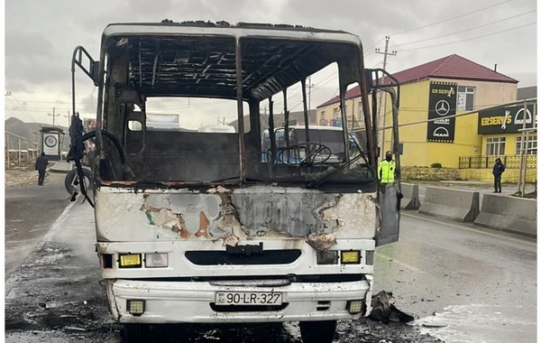Bakıda alışıb yanan avtobusda sərnişin olub? - RƏSMİ AÇIQLAMA - VİDEO - YENİLƏNİB