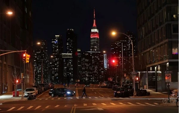 "Empire State" Türkiyə bayrağı rəngində işıqlandırıldı - FOTO