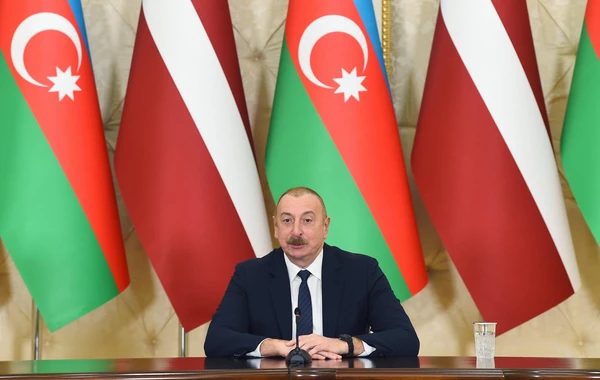 Azərbaycan və Latviya prezidentləri mətbuata bəyanatlarla çıxış ediblər - FOTO - YENİLƏNİB