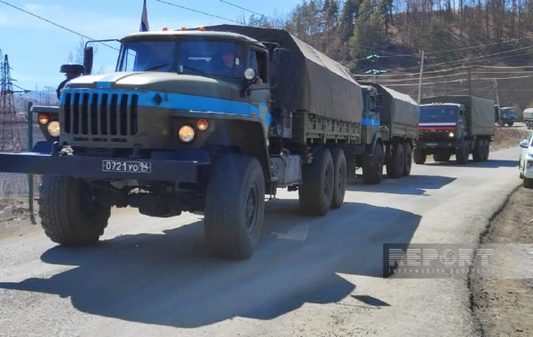 По дороге Ханкенди-Лачын беспрепятственно проехали 56 автомобилей российских миротворцев - ОБНОВЛЕНО + ФОТО