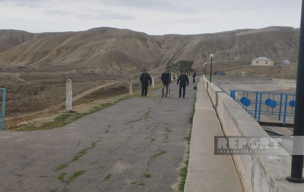 В Гаджигабуле пересохло водохранилище, в селах наблюдаются проблемы с орошением - ФОТО