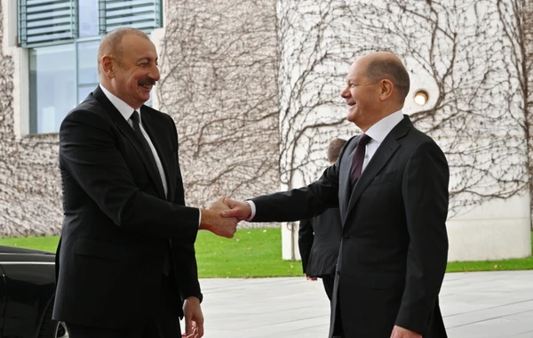 Prezident İlham Əliyevin Berlində Almaniya Kansleri Olaf Şolts ilə təkbətək görüşü olub - YENİLƏNİB - FOTO